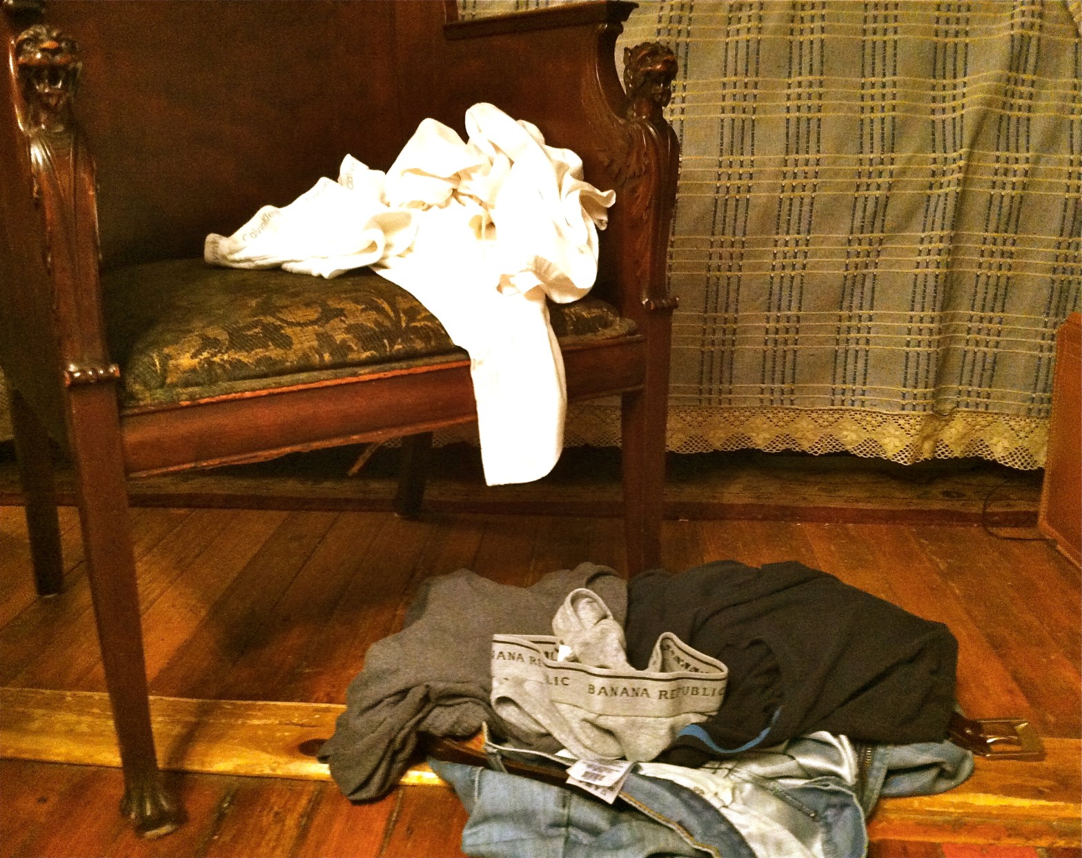 Curating dirt & dirty underwear – 10.26.13