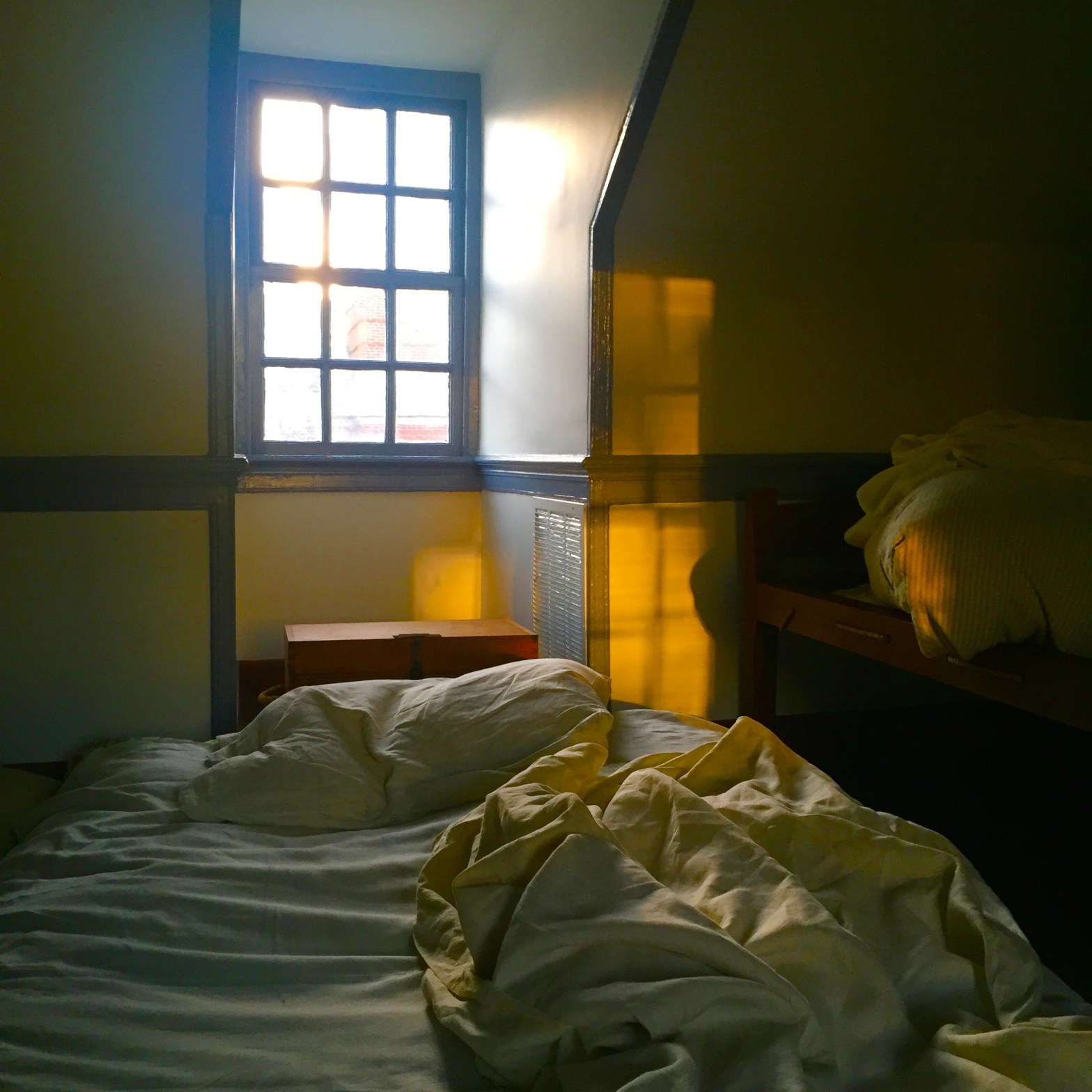 One Night Stand: Leaving Crumbs Behind